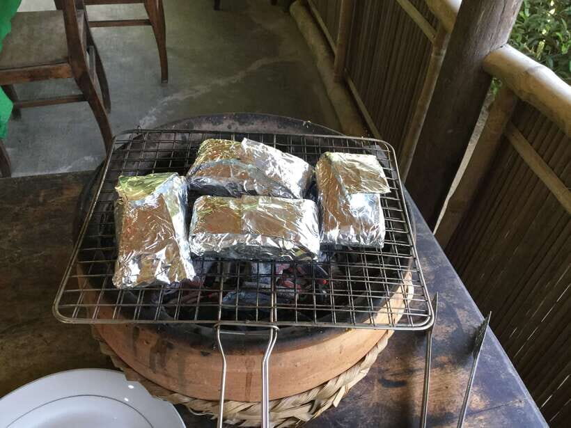 Hoian/Da Nang: Fishing, basket riding and cooking class - Lunch With a River-Context Meal: Why Eating This Way Feels Different