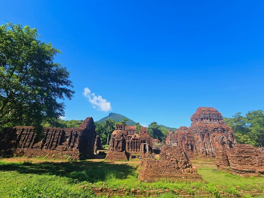 HoiAn: My Son Sanctuary w. Champa food Lunch 5:30/8:00/14:00 - Guides make the difference: locals who can explain what you’re seeing