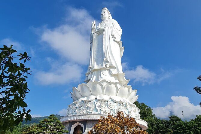 Lady buddha, marble mountain & Hoi An Ancient town by private car - Private Car Sweet Spot: Da Nang Pickup to Hoi An Day Trip