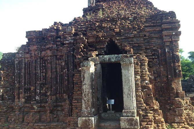 Marble Moutain and My Son sunset Tour - Thu Bon sunset cruise: dinner onboard and a soft landing back in Hoi An