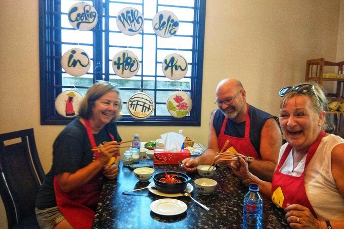 Market- Coffee- Cooking class in Hoi An (JHA2) - After Lunch at 13:00: Guitar Time and Your Independent Return