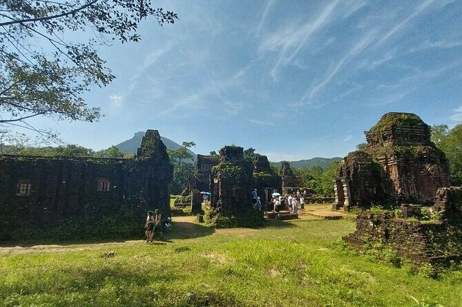 My Son Sanctuary and Boat Trip Sunset private Tour - The Thu Bon River boat ride back to Hoi An 