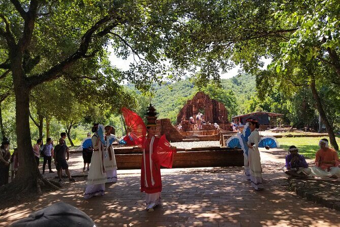 My Son Sanctuary Discovery Half day Private Tour - Arriving at My Son Sanctuary: what the site feels like