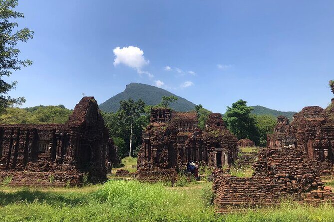 My Son sanctuary half day private Tour - Getting there: air-conditioned comfort and the timing advantage