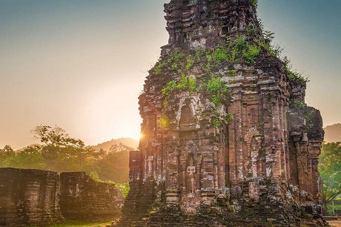 My Son Sanctuary Private Tour - The Cham dance show: understanding daily life in performance