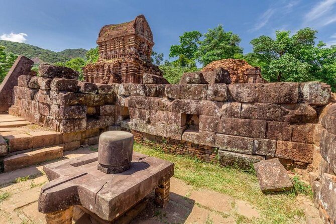 My Son Sanctuary Private Tour - Morning pickup and the private pace (about 5 hours)