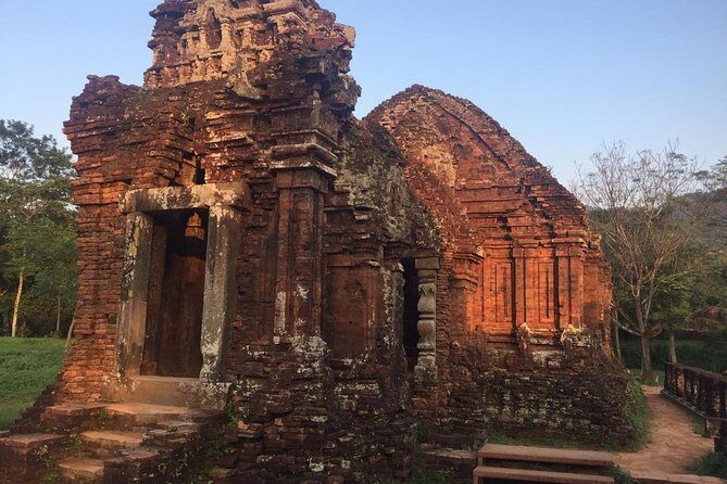My Son Sanctuary - small group tour and Thu Bon river cruising - Getting there smoothly: Hoi An pickup, Da Nang surcharge, and timing