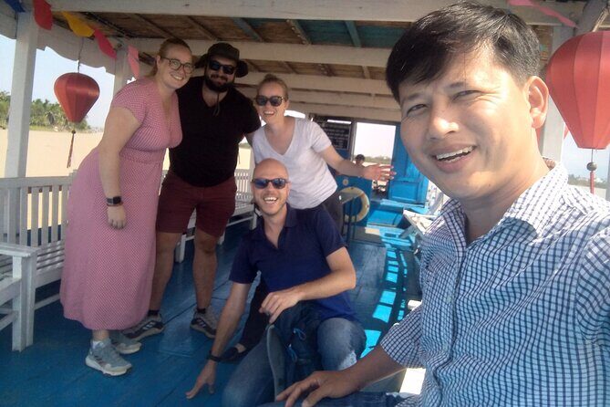 My Son Sanctuary Sunset with insider guide and BBQ boat trip - Cham performance included: what you’ll actually see