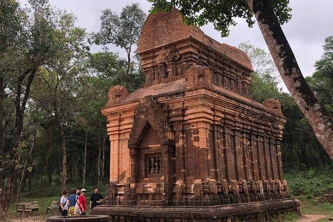 My Son Sunset Trip with Banh Mi and Cruise from Hoi An/ Da Nang - Who should book this My Son and cruise tour