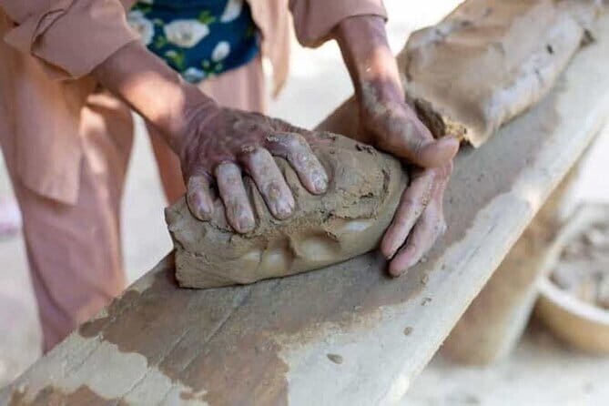 Pottery Making with the Locals in Thanh Ha Village - Practical tips for a smoother, less messy pottery session