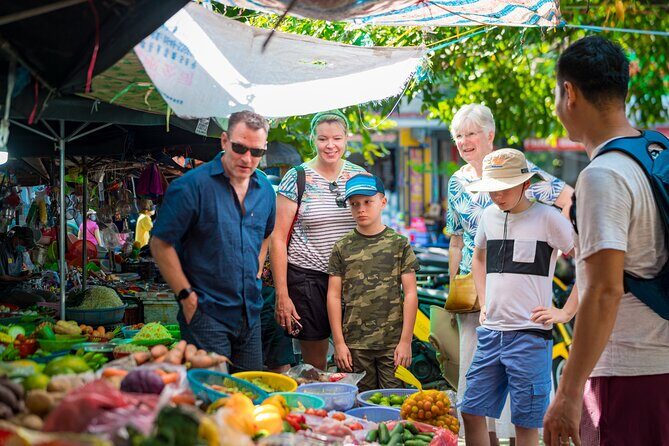 Private Biking, Farming, & Cooking Class in Hoi An - Cycling Hoi An: rice fields, small roads, and real countryside rhythm
