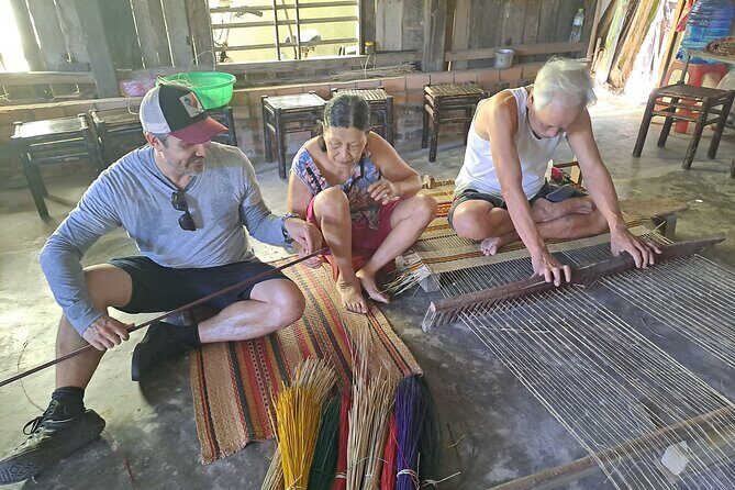 Private Boat to Hoi An Craft Villages-Pottery, Carpentry village - Pickup times and how the 3–4 hours unfold
