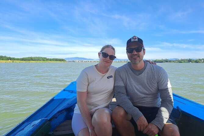 Private Boat to Hoi An Craft Villages-Pottery, Carpentry village - Boarding the Thu Bon: the start that sets the tone