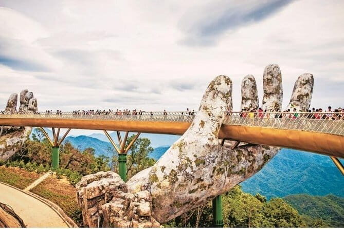 Private Car from Hoi An to Golden Bridge and Back - Cable Car Up to Ba Na Hills: 20 Minutes That Set the Mood