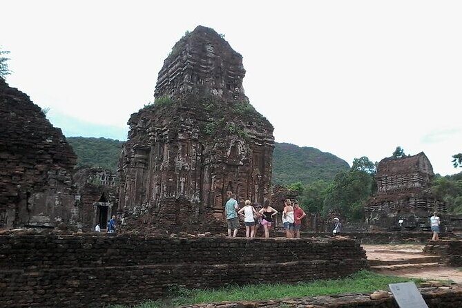 Private Car to MY SON Sanctuary and back from Hoi An/Da Nang - The drive from Hoi An: rural views, photo stops, and real talk