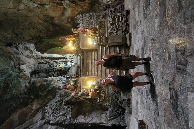 PRIVATE GuidedTOUR to Marble Mountain-Am Phu Cave-Monkey Mountain - Marble Mountains: Pagodas, Huyền Không and Tàng Chơn Caves