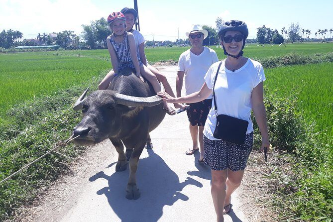 Private Hoi An Countryside: Biking, Basket boat, buffalo, foods - Local food break: local chefs, not tourist-standard meals