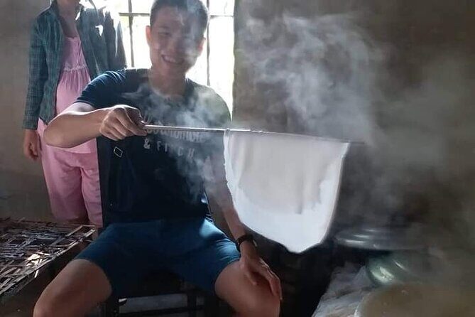 Private Hoi An Scooter/Motorbike Tour Village By Aodai Lady Rider - Stop 1: Kim Bong Carpentry Village and why traditional woodwork matters