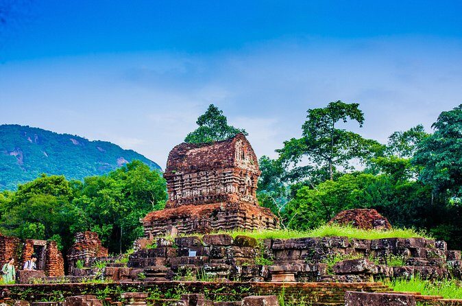 Private My Son Sanctuary Tour with Champa food - Small tips that make the day easier