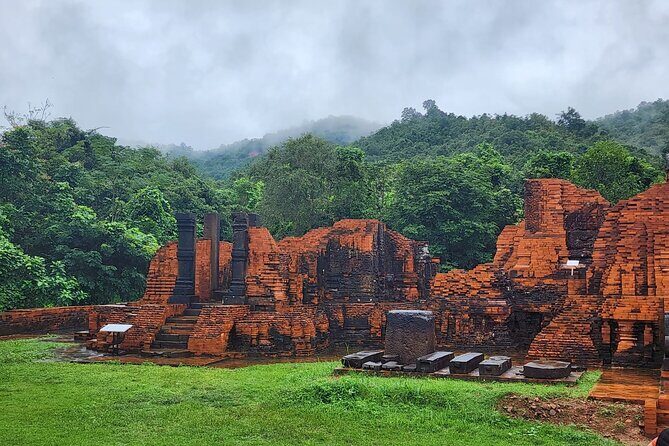 Private Tour at My Son Sanctuary with Dance Performance - Who Should Book This Private My Son Tour from Hoi An?