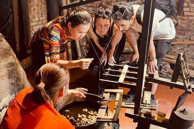 Private Traditional Silk Process in Hoi An Silk Village - Price and what you really get for $10