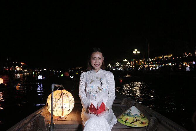 Professional Photography Tour Optional Ao Dai Dress in Hoi An - Stop 1: Hoi An Ancient Town Photos That Actually Look Natural