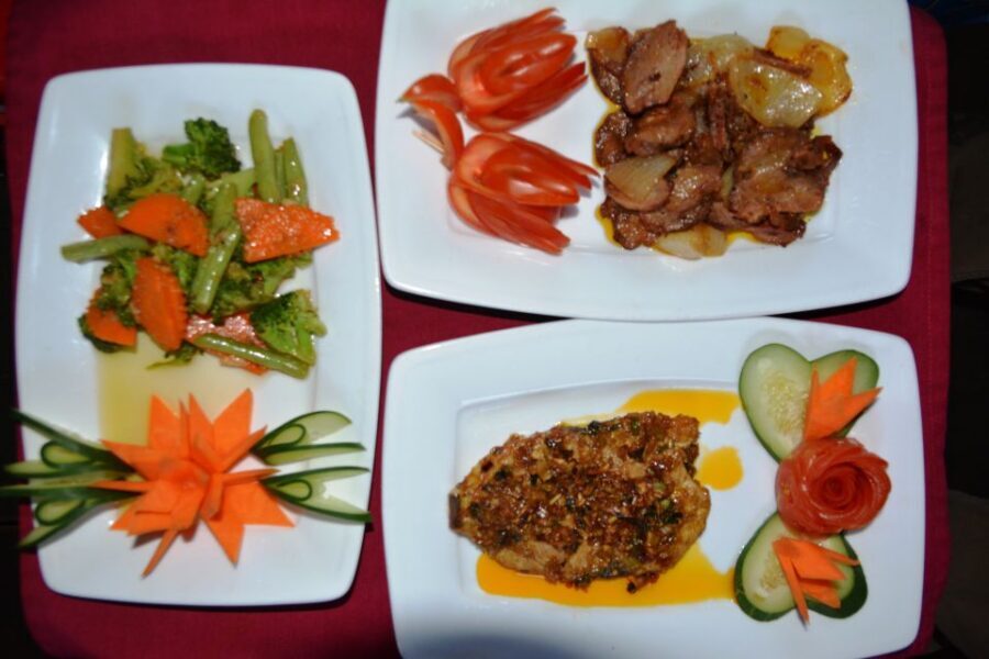 Romantic Sunset Dinner Cruise in Hoi An - Boarding and the pre-dinner cruise: drinks, photos, and that first glow