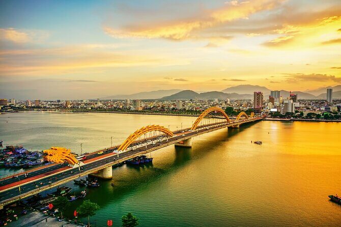 Scenic Transfer: Hoi An/Da Nang to Hue + 5 Attractions - Stop 3: Son Tra Peninsula for sea views, statue photos, and monkeys