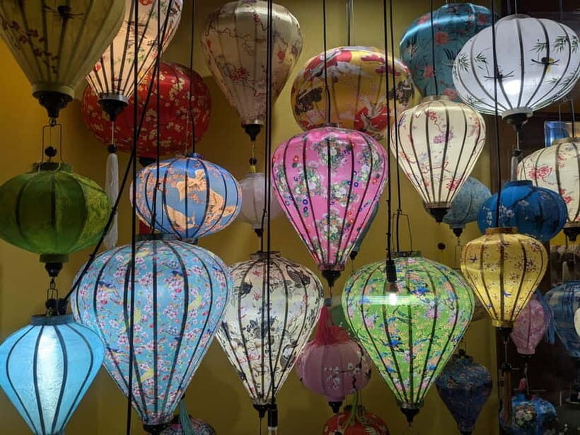 The Lantern Lady: Traditional Lantern Class in Old Town - Price and Value: Why $6 Is More Than a Cheap Souvenir
