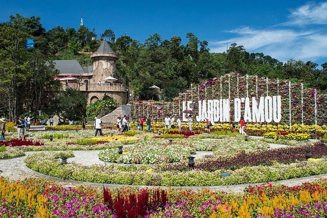 Vietnam Golden Bridge - Ba Na Hills Day Tour from Da Nang or Hoi An - Golden Bridge check-in: the photo moment and what to do first