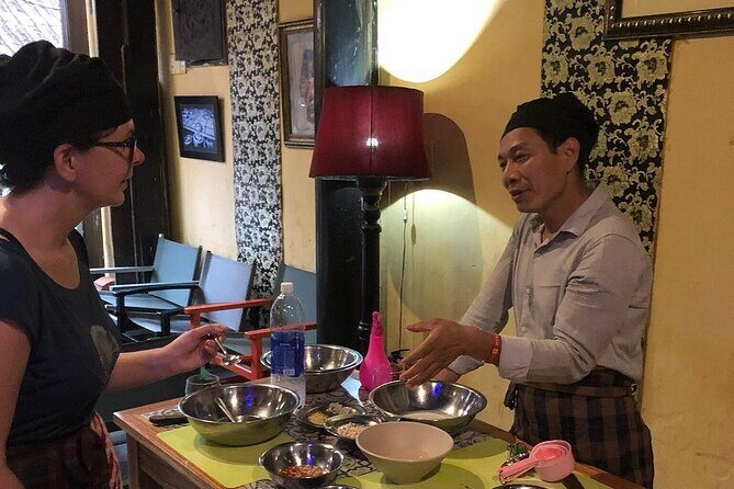 Vietnamese Cooking Class in Historical Hoi An Restaurant - Where You Start: Meeting at Green Mango in the Old Town