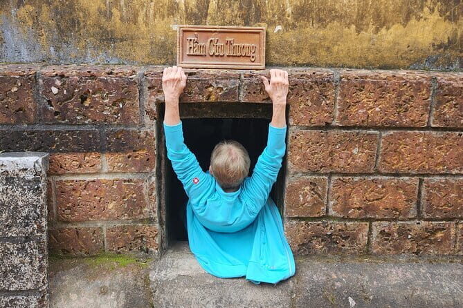 WAR TRAILS TOUR to KY ANH TUNNELS & CHAM RUINED SANCTUARY - Key highlights